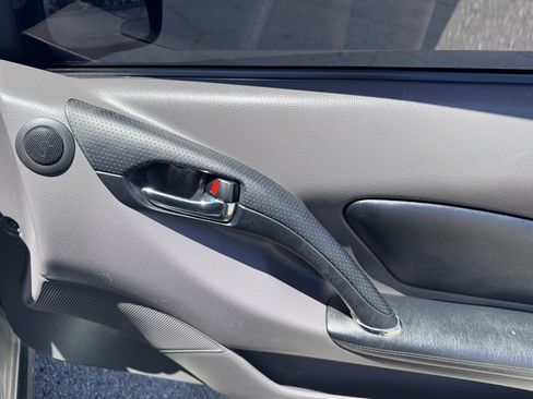 Used 2002 Toyota Celica GT-S FWD image 30