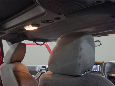 Used 2015 Jeep Wrangler Unlimited Sport w/ Quick Order Package 24S image 16