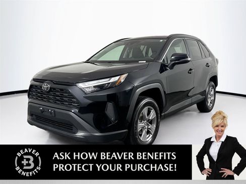 Certified 2025 Toyota RAV4 XLE AWD/4WD image 1