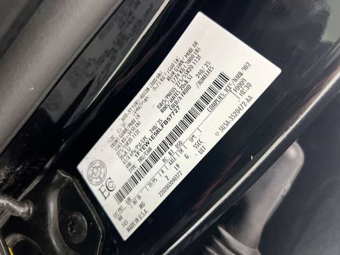 Used 2020 Ford F150 XLT w/ Equipment Group 302A Luxury AWD/4WD image 27