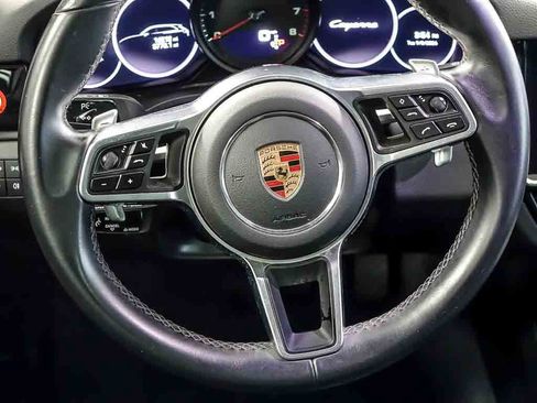 Used 2022 Porsche Cayenne Platinum Edition AWD/4WD image 16
