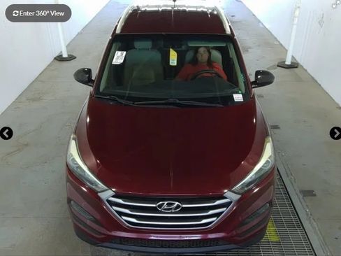 Used 2017 Hyundai Tucson SE w/ SE Popular Package 02 FWD image 4