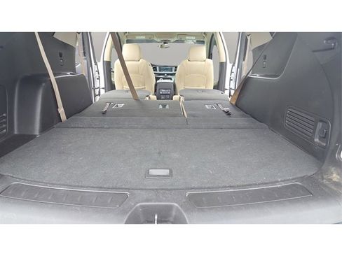 Used 2019 Buick Enclave Essence image 22