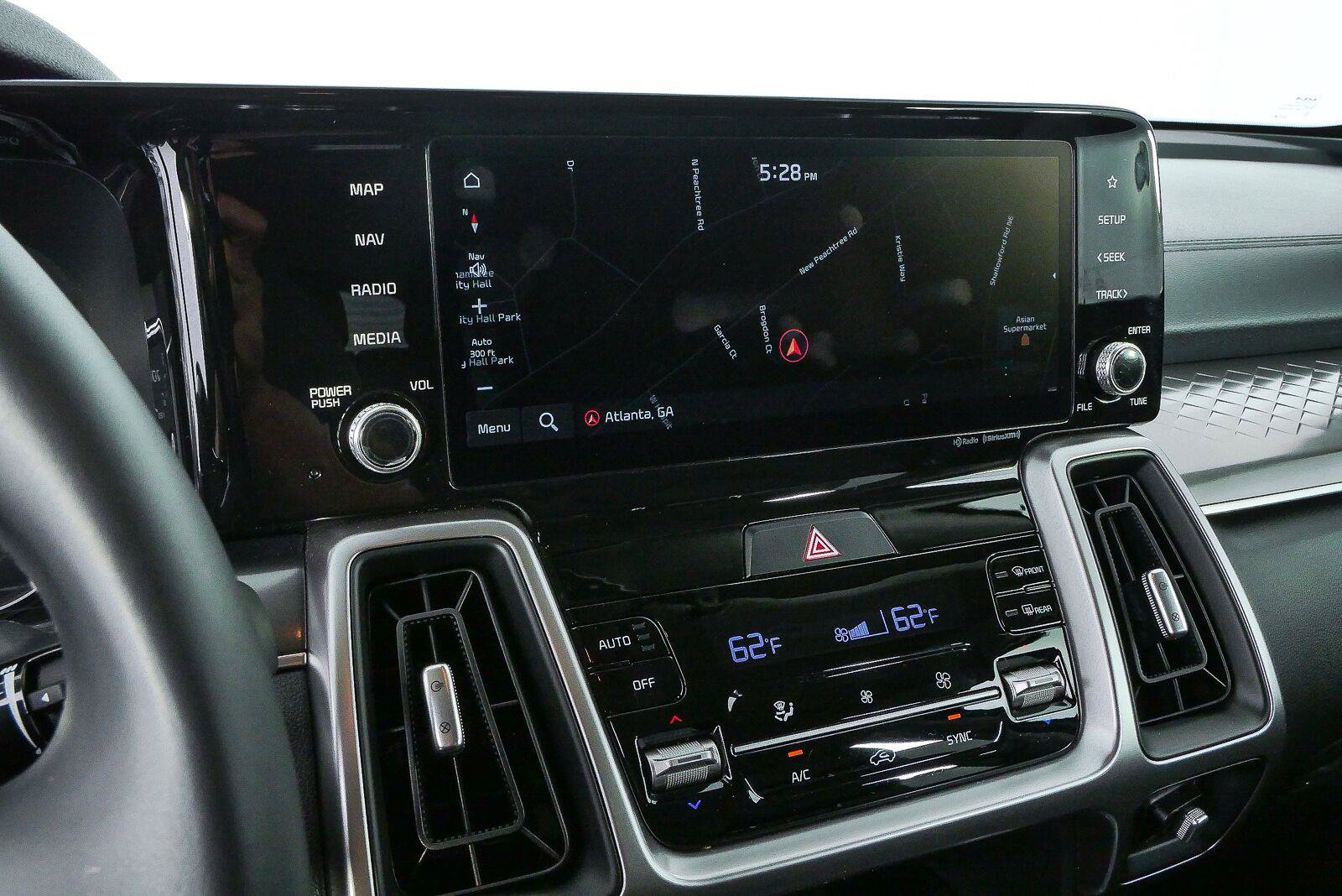 Used 2023 Kia Sorento S FWD image 13