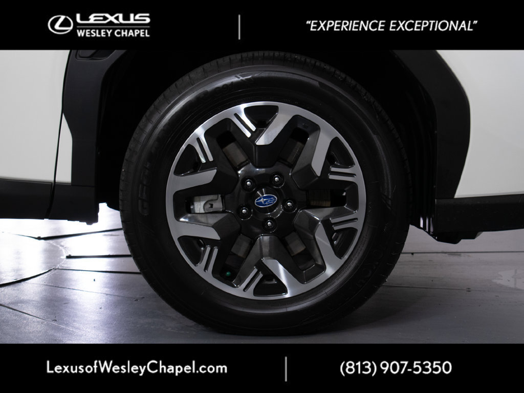 Used 2025 Subaru Forester Premium w/ Convenience Package #1 AWD/4WD image 3
