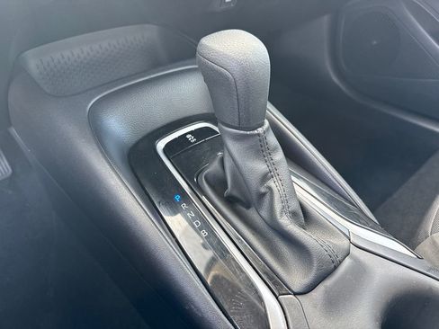 Used 2025 Toyota Corolla LE image 30