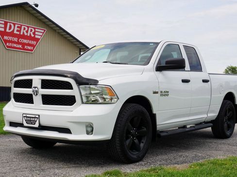 Used 2016 RAM 1500 Express AWD/4WD image 2