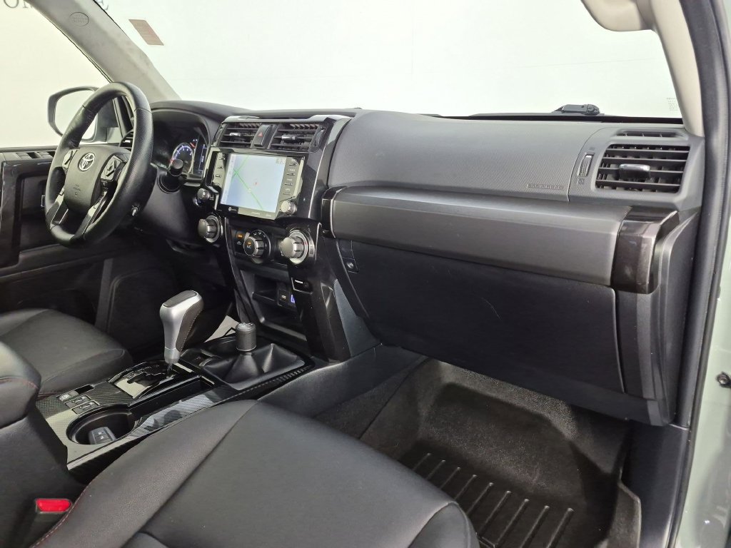 Used 2023 Toyota 4Runner TRD Off-Road Premium w/ Moonroof Package AWD/4WD image 39