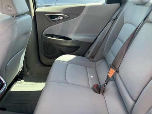 Used 2025 Chevrolet Malibu LT FWD image 35