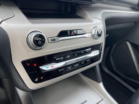 Certified 2023 Ford Explorer XLT w/ Equipment Group 202A image 15