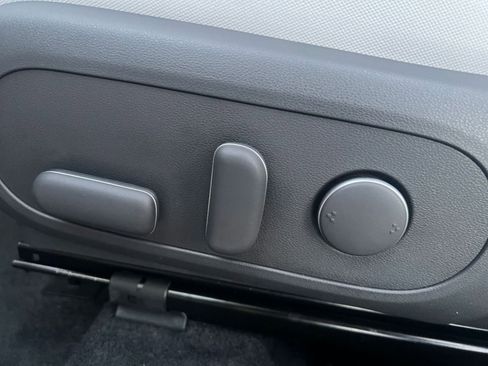 Used 2025 Hyundai Kona SEL image 23