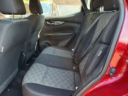 Used 2020 Nissan Rogue Sport SV AWD/4WD image 22