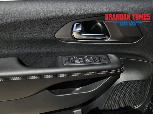New 2026 Chrysler Voyager LX FWD image 15