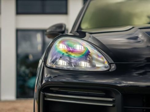 Used 2023 Porsche Cayenne Turbo GT AWD/4WD image 9