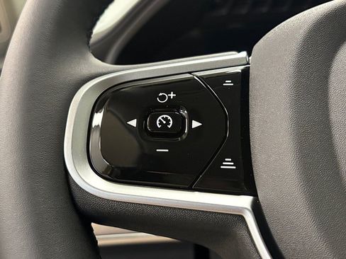 New 2026 Volvo XC90 B5 Core AWD/4WD image 38