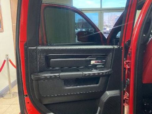 Used 2018 RAM 1500 Rebel w/ Luxury Group image 10