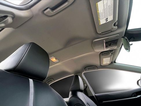 Used 2023 Toyota Camry SE image 22