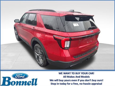 New 2026 Ford Explorer ST-Line w/ ST-Line Street Pack image 3