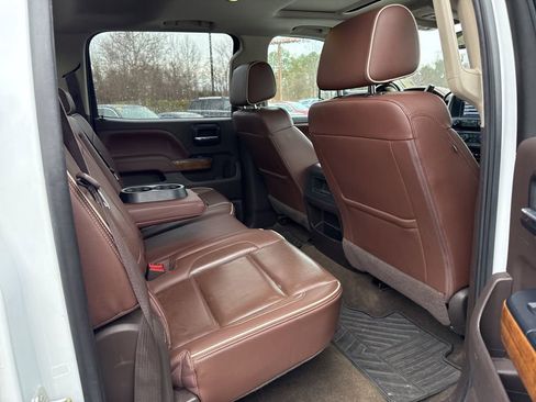 Used 2016 Chevrolet Silverado 2500 High Country w/ High Country Premium Package image 11
