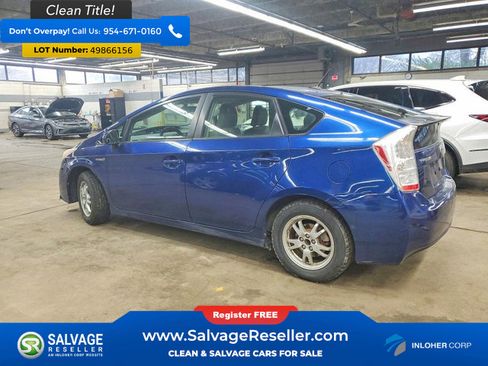 Used 2011 Toyota Prius Two image 3
