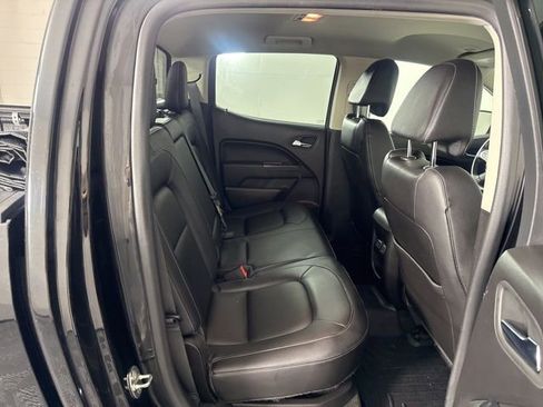 Used 2016 Chevrolet Colorado LT w/ Midnight Edition image 18