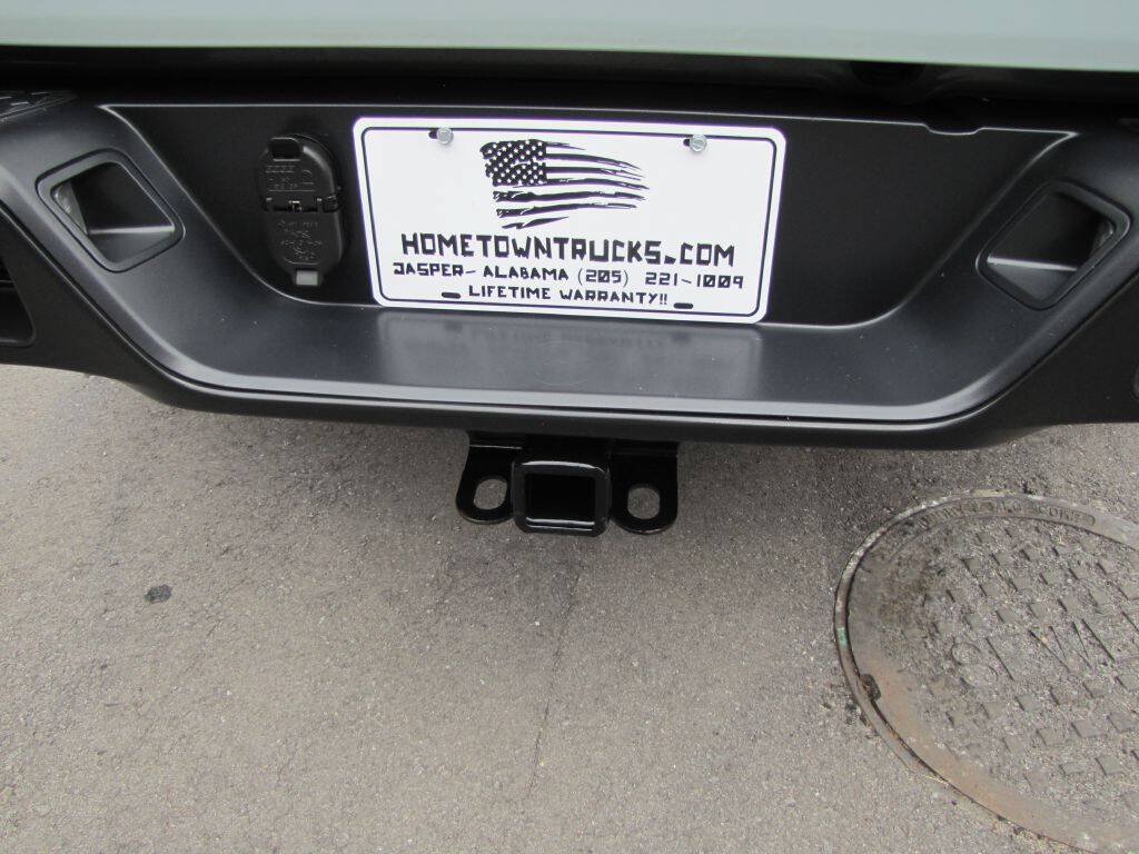 Used 2023 Jeep Gladiator Sport AWD/4WD image 29