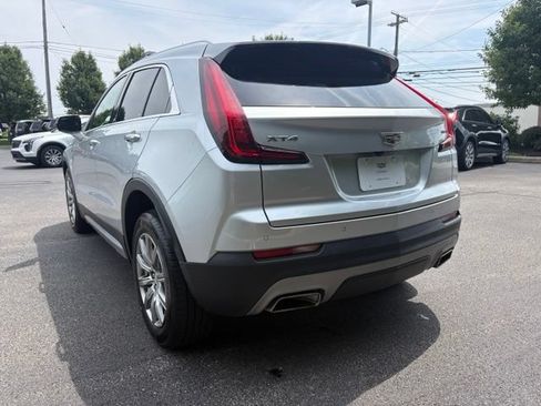 Used 2021 Cadillac XT4 Premium Luxury w/ Cold Weather Package FWD image 3