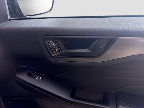 Used 2023 Ford Escape Active image 31