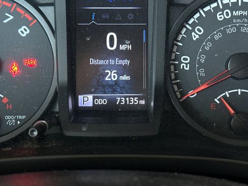 Used 2022 Toyota Tacoma SR image 23