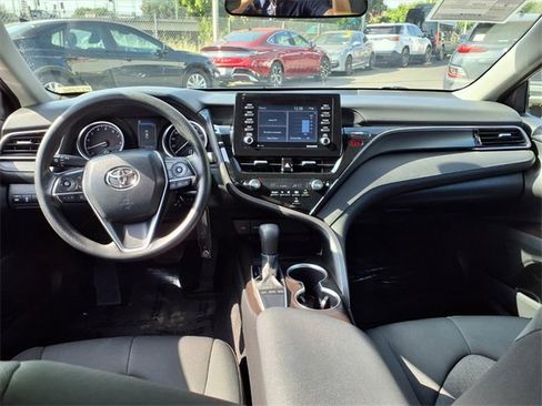 Used 2024 Toyota Camry LE image 10