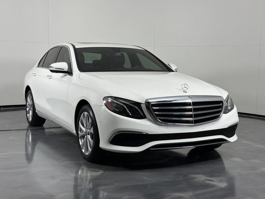 Used 2019 Mercedes-Benz E 300 4MATIC w/ Premium 1 Package image 3