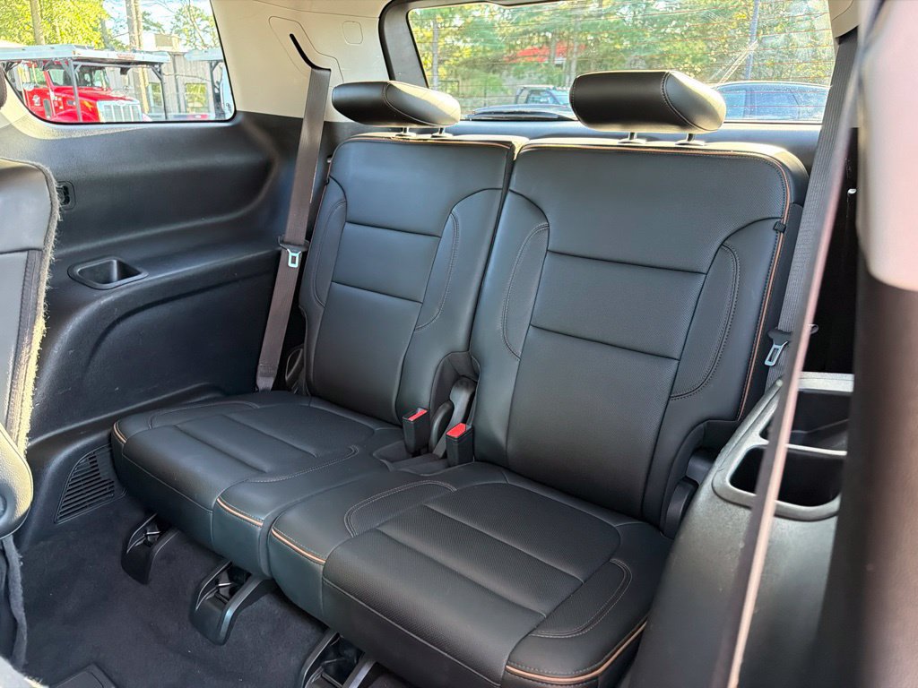 Used 2021 GMC Acadia AT4 w/ Technology Package AWD/4WD image 19