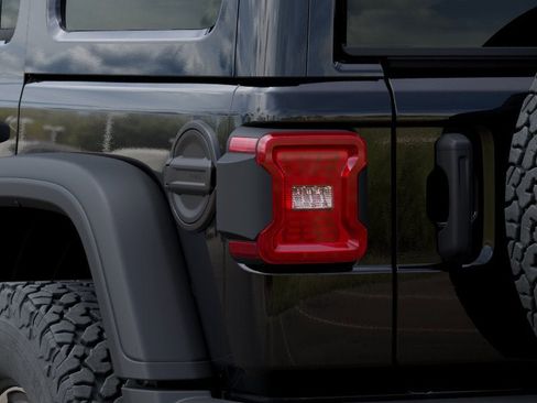 New 2026 Jeep Wrangler Unlimited Rubicon AWD/4WD image 35