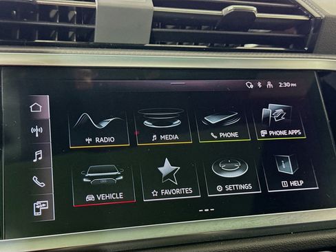 Used 2025 Audi Q3 2.0T Premium w/ Convenience Package image 16