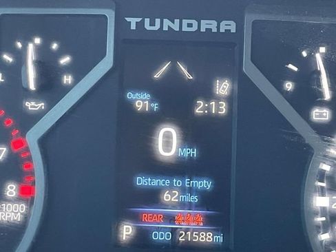 Used 2024 Toyota Tundra SR AWD/4WD image 18