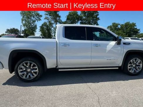 Used 2025 GMC Sierra 1500 Denali AWD/4WD image 9