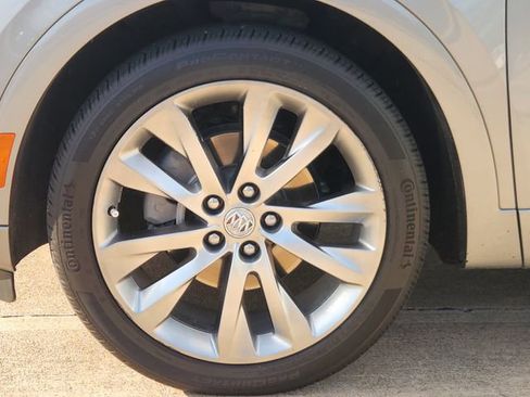 Used 2023 Buick Envision Avenir FWD image 10