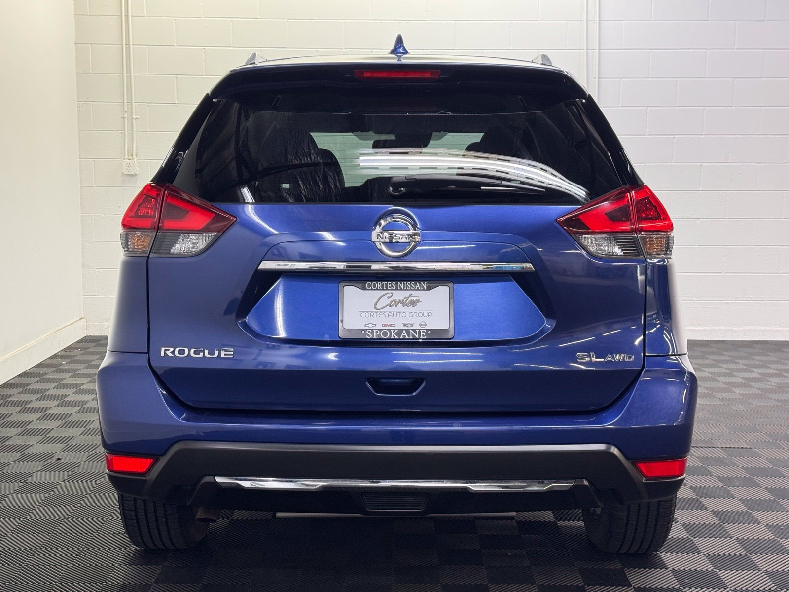 Used 2018 Nissan Rogue SL AWD/4WD image 6