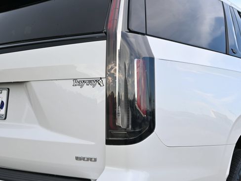Used 2023 Cadillac Escalade Luxury w/ LPO, Floor Liner Package RWD image 21