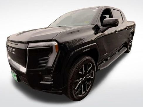 New 2025 GMC Sierra EV Denali image 5