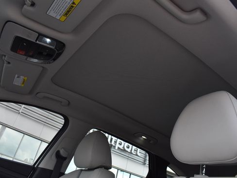 Used 2025 Hyundai Tucson Limited image 29