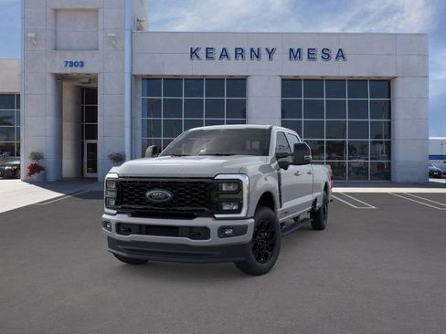 New 2026 Ford F250 Lariat w/ Black Appearance Package image 31