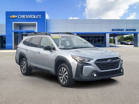 Used 2024 Subaru Outback Premium image 1