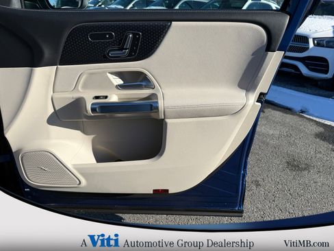Used 2026 Mercedes-Benz GLB 250 4MATIC image 29