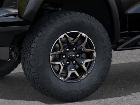 New 2026 Chevrolet Colorado ZR2 w/ Technology Package image 32