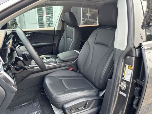 Used 2023 Audi Q8 Premium Plus AWD/4WD image 20