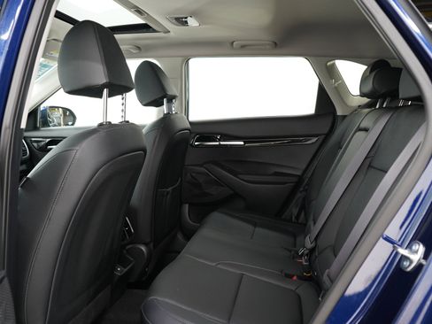 Used 2025 Kia Seltos EX w/ EX Sunroof Package AWD/4WD image 15