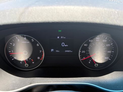 Used 2021 Kia Sportage S w/ S FWD Premium Package image 2