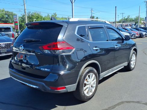 Used 2018 Nissan Rogue SV AWD/4WD image 5