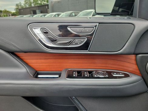 Certified 2024 Lincoln Navigator Reserve AWD/4WD image 20